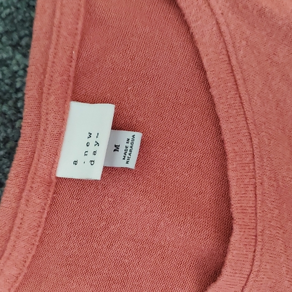 Orange sweater - Picture 5 of 7